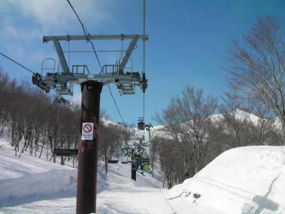 916 ラインEで山頂を目指します