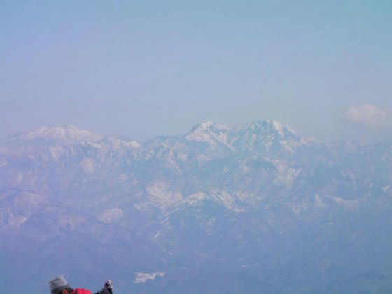 1036　左から妙高山、乙妻山、高妻山。黒姫ではなかった