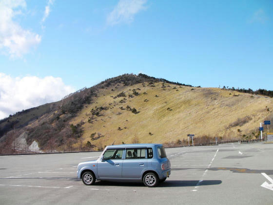 1537　八島湿原P帰着、下山完了。寒かったですがスキーウェーを着るほどではありませんでした