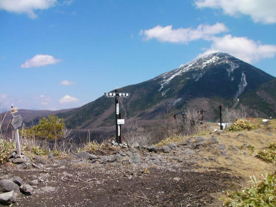 1127　蓼科山と浅間山