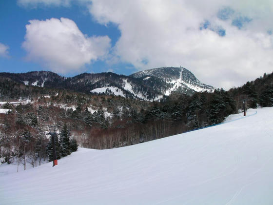 1231　横手山方向