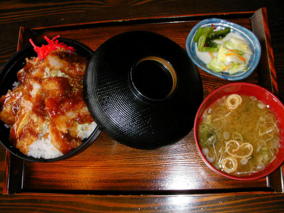 1304　妻はソースカツ丼＠840