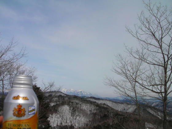 1336　汗が引くまでしばし休憩～。戸隠連山、高妻&乙妻方向。