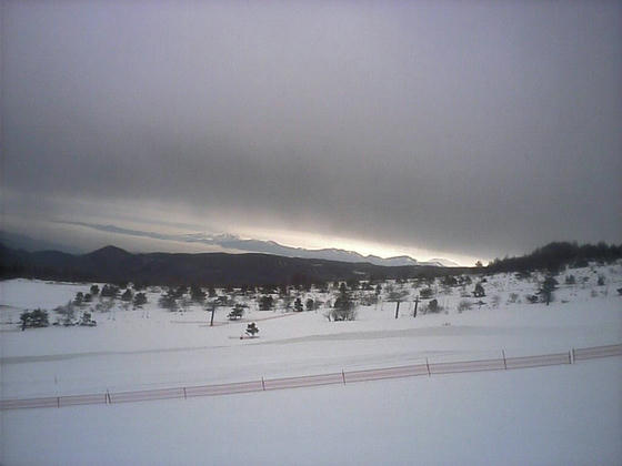 913　右端に真っ白な浅間山