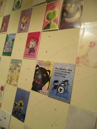 2011ポスカ展　かにゃんポスカ展示風景