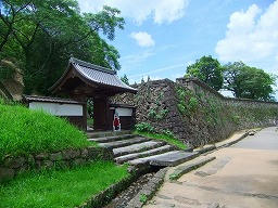 DSCF0001.jpg