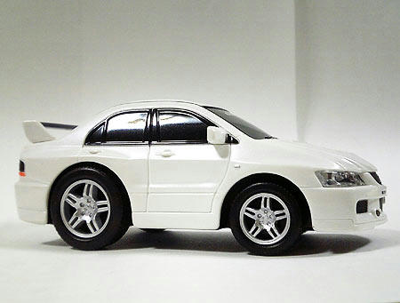 evo_pullbackcar_2.jpg