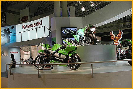 Kawasaki_stage_2005.jpg