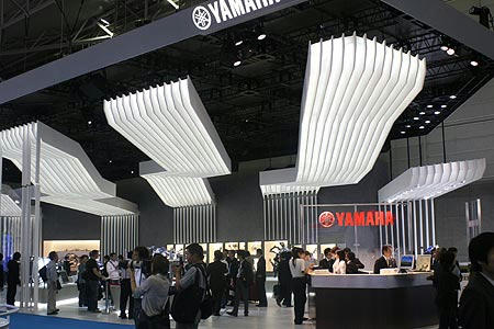 YAMAHA_booth.jpg