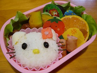 キティちゃんキャラ弁