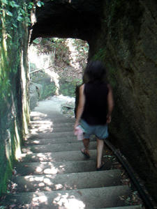 トンネル