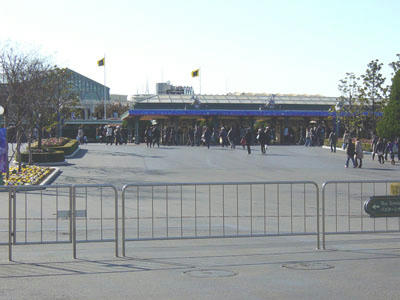 09-01-02i.jpg