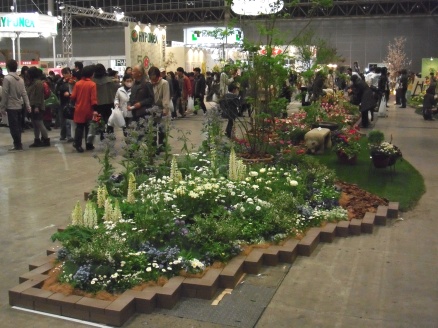 シンボルフラワーの花壇1