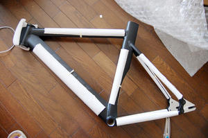 leader_735TR_010.jpg