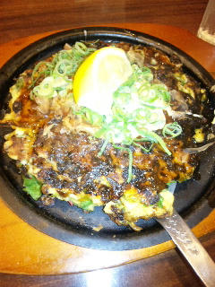 ソースは特製しょうゆダレ