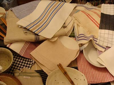 布と食器