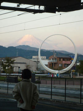 boyandmtfuji.jpg