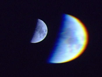 moon-1.jpg