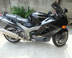 ZZR03.jpg