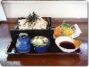 うどん デカ盛り Click to open image