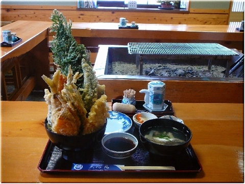 ミックス天丼（天ぷら定食）