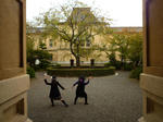201111120704126e2.jpg