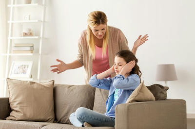 なぜ子どもたちはいつもキレてしまうのか? 子供の個人的な行動の具体的な理由を知り、冷静に対処する4つの方法