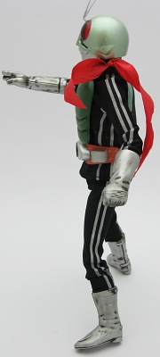 RAH220 No.04 MASKED RIDER