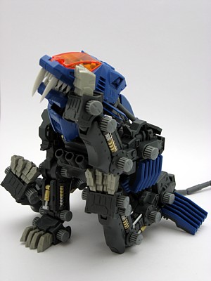ZOIDS SHIELD LIGER