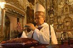 bispo_jose_cardoso_sobrinho_imoral.gif