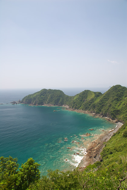 横浪黒潮ラインのキレイな海