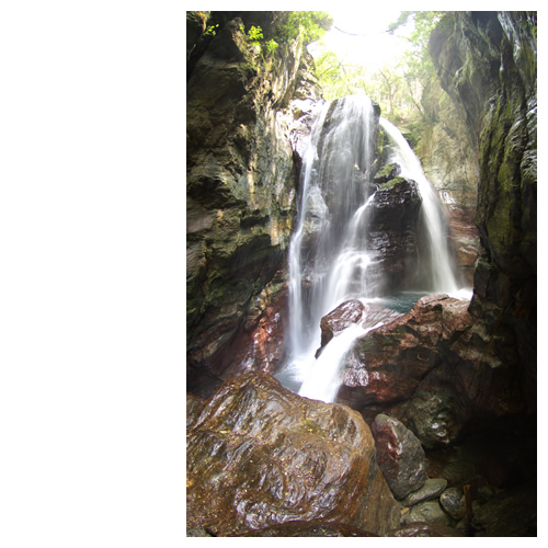 「雨竜の滝」 仁淀川町吾川村 