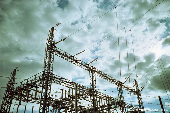 泣き出しそうな空と・・・。