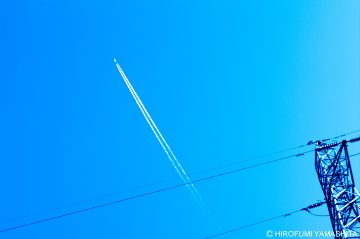 あの青の向こうまで