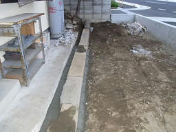 20121002F.jpg