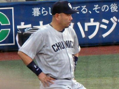 試合前の練習中の小田選手