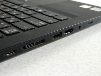 ThinkPad P14sの左側面のインターフェイス