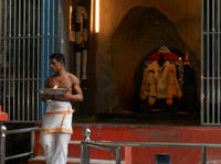 BatuCave0002.JPG