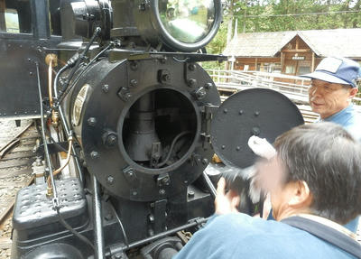 Pb050672a.jpg