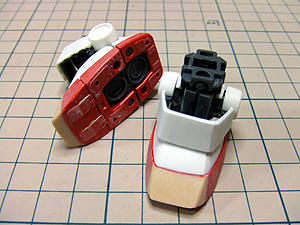 ガンダム足