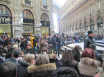 ヴィットーリオ・エマヌエーレ2世のガッレリア（Galleria Vittorio Emanuele II）でのファッションショー