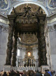 サン・ピエトロ大聖堂（St. Peter's Basilica）のバルダッキーノの大天蓋（Bernini's baldacchino）