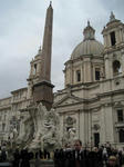 ナヴォーナ広場（Piazza Navona）のオベリスク・Fontana dei Quattro Fiumiとサンタンニェーゼ・イン・アゴーネ（Sant'Agnese in Agone）