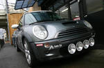 mini-r53-infrontofams.JPG