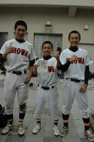 101014_syouwa_3nin.JPG