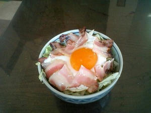 目玉焼き丼　～コッチスペシャルver.～
