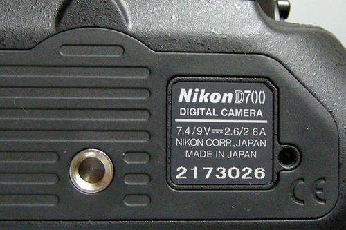 D700銘板