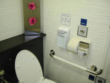 京王百貨店聖蹟桜ヶ丘店A館　5階多目的トイレ