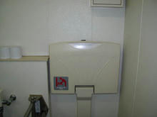 深大寺 鬼太郎茶屋横多目的トイレ