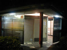 小平市役所前トイレ